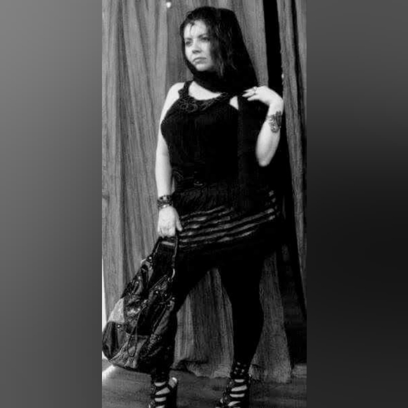 Meet your Posher, Lovey aka djapocolipz - Picture 4 of 15